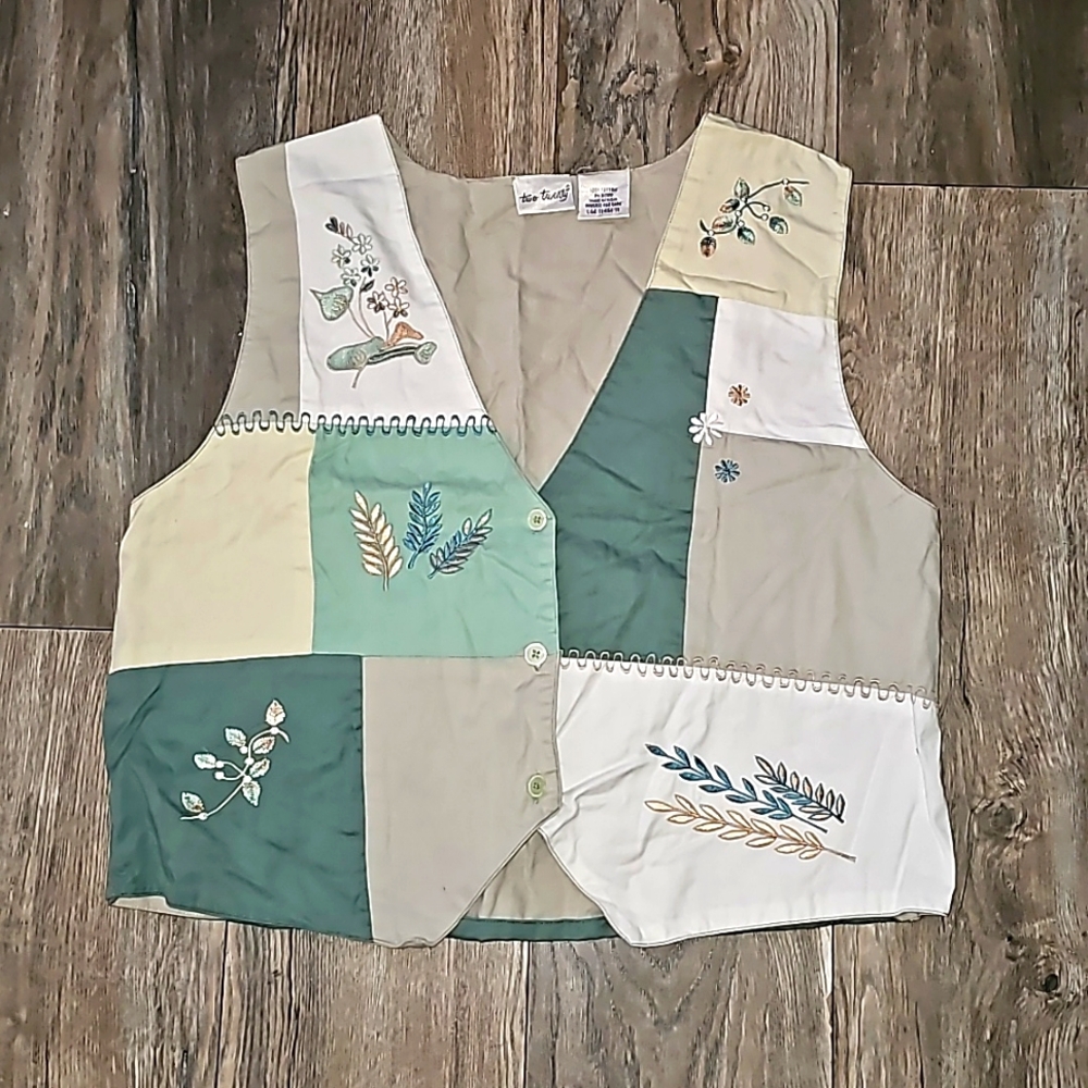 Two Twenty vintage vest cotton embroidered leaf design ties